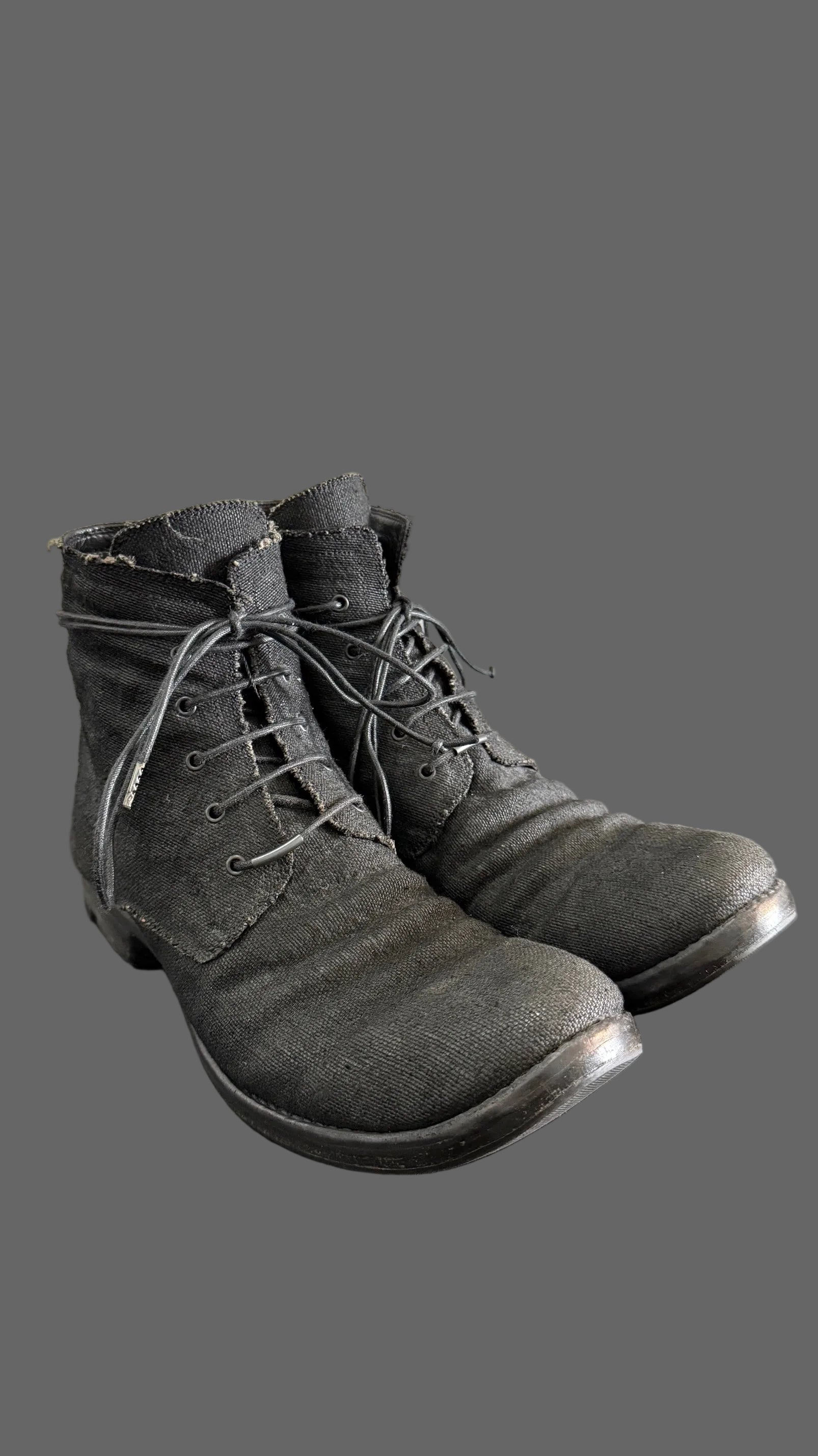 Shoes – The Archive