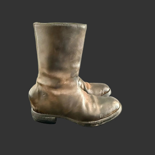 Dark Brown Vegetable Dyed Orthopedic Spur-Biter Boot AM/2756P LUC-PTC/19 by Carol Christian Poell