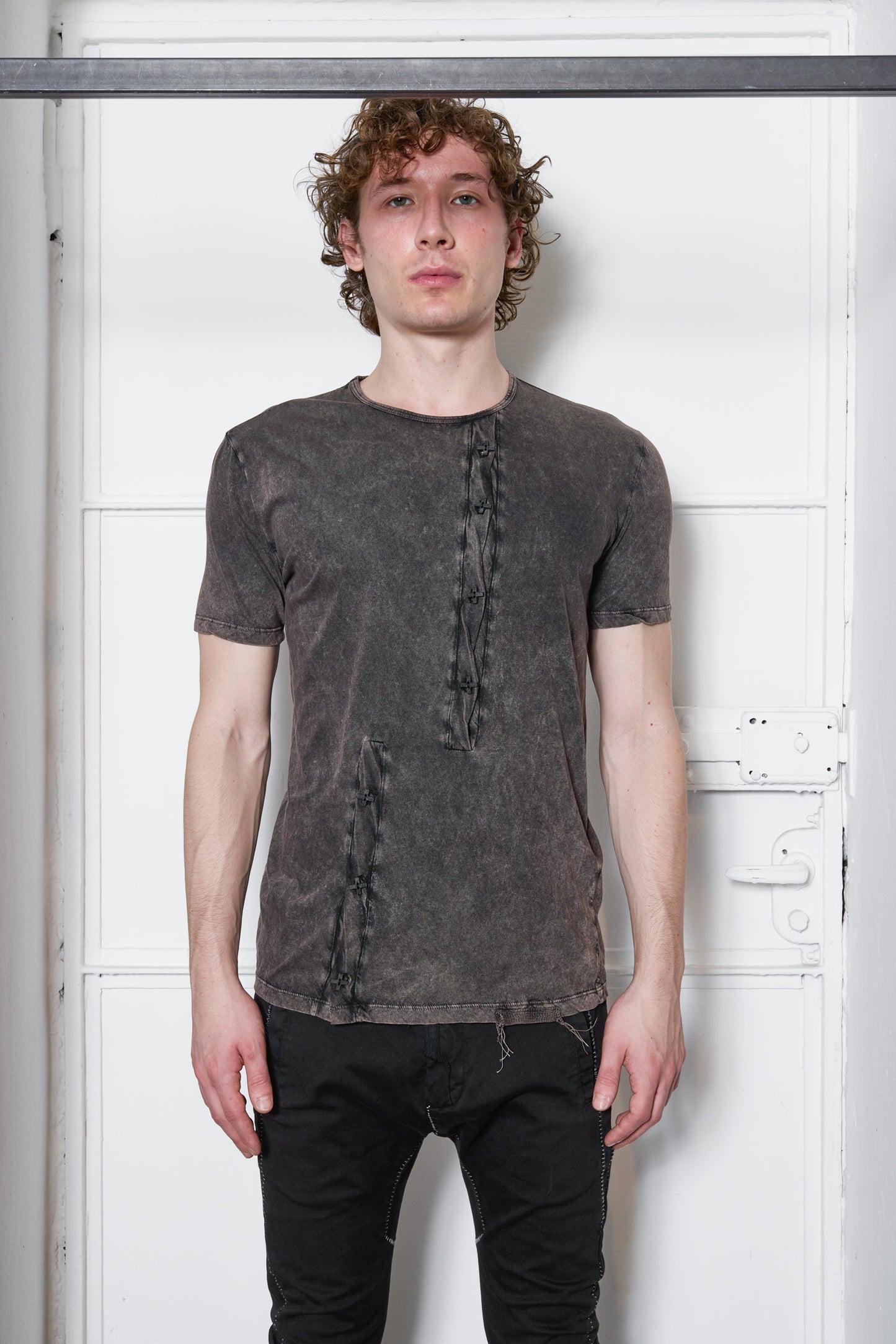 Brown Wash Henley SS T-shirt