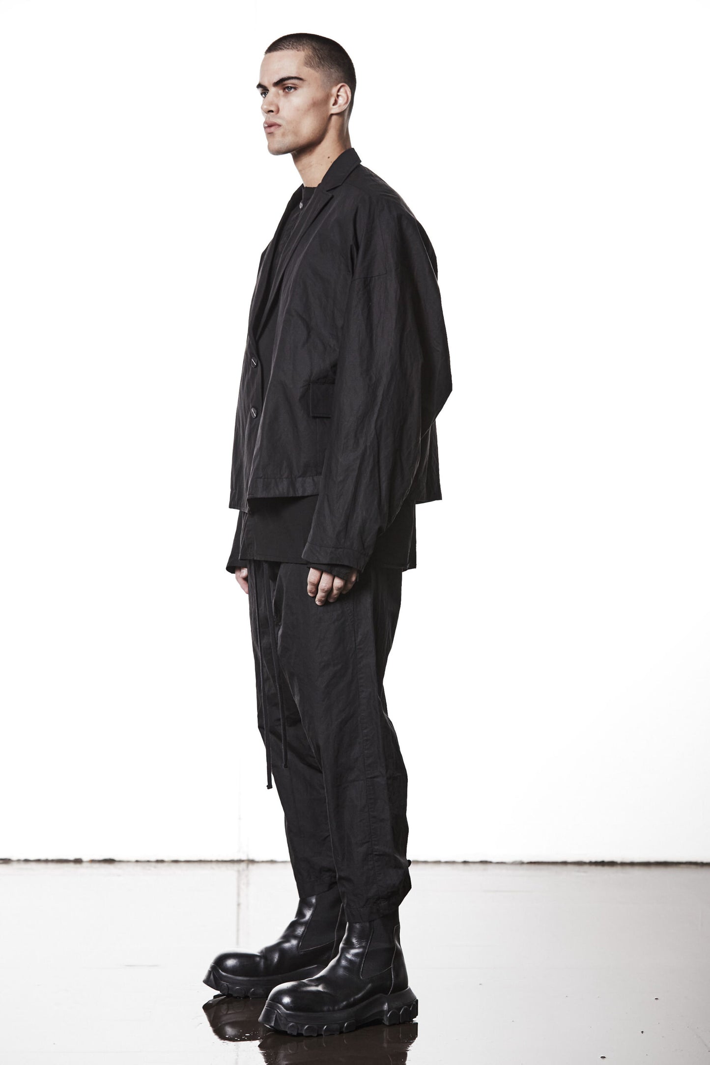 Black Oversized Cropped Cotton Metallised Jacket MB 57