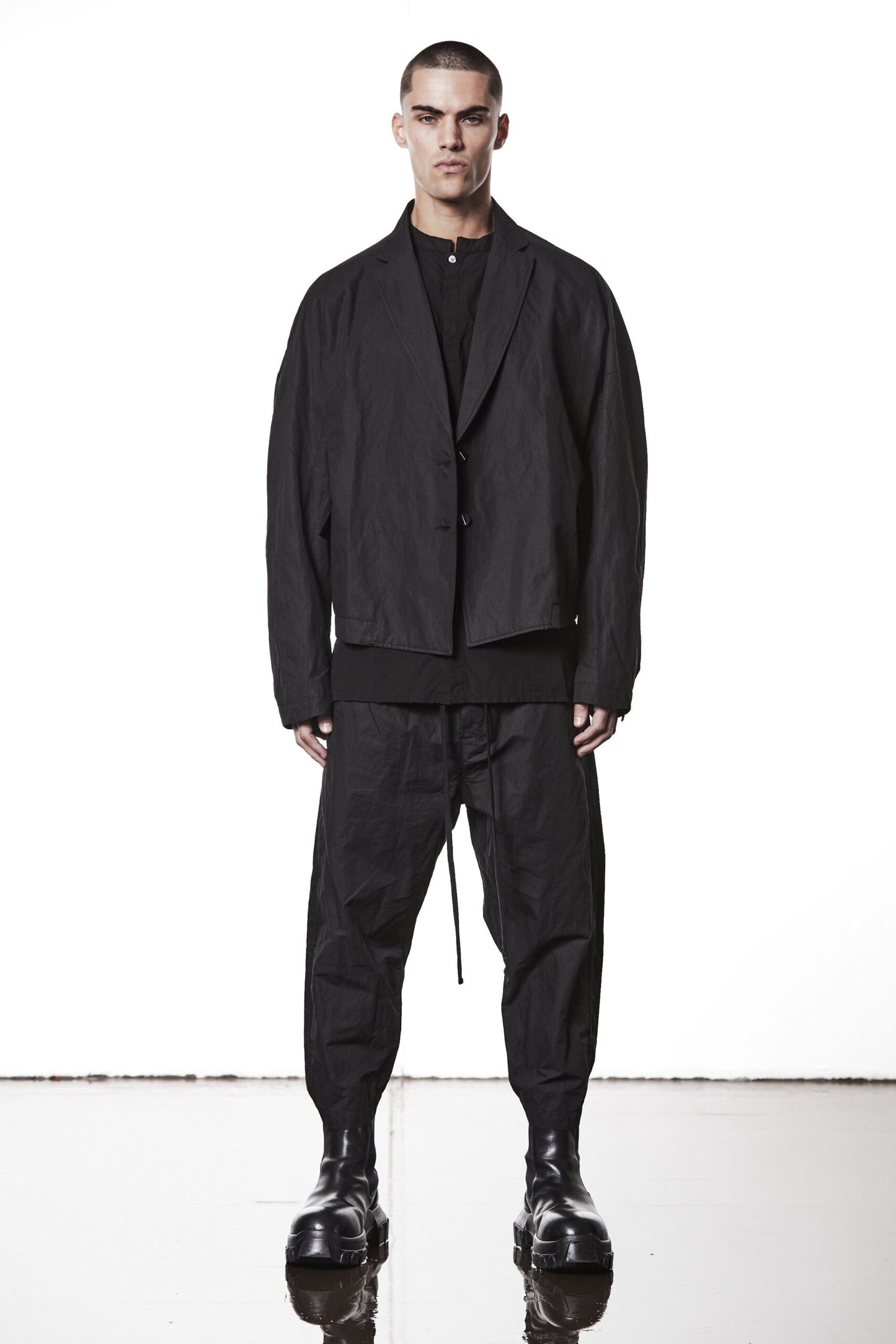 Black Oversized Cropped Cotton Metallised Jacket MB 57