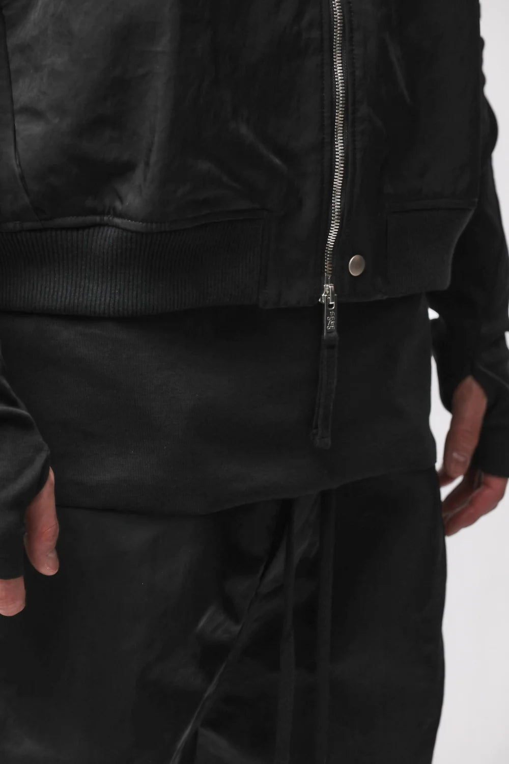 BLACK OVERSIZED VEST MJ90