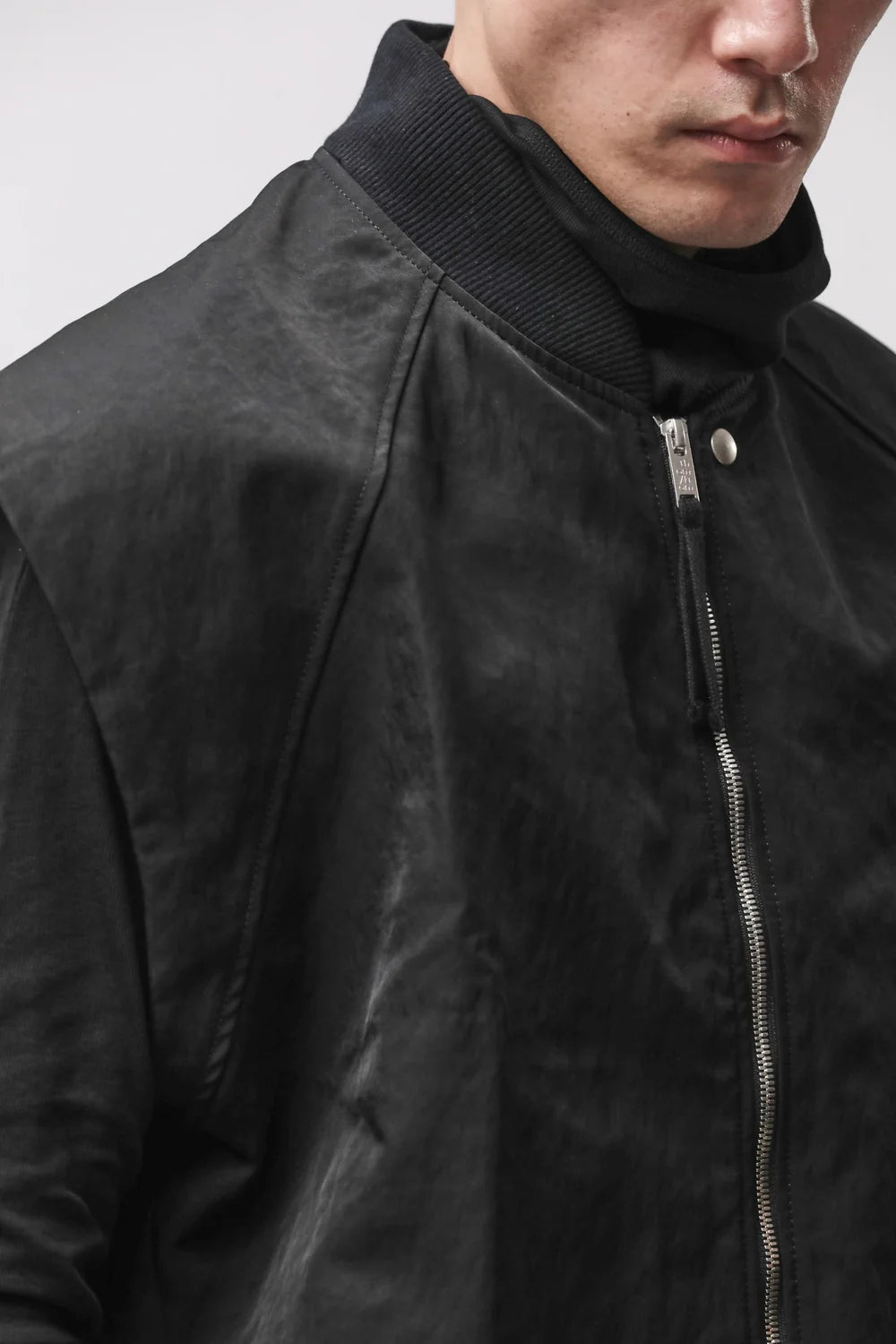 BLACK OVERSIZED VEST MJ90