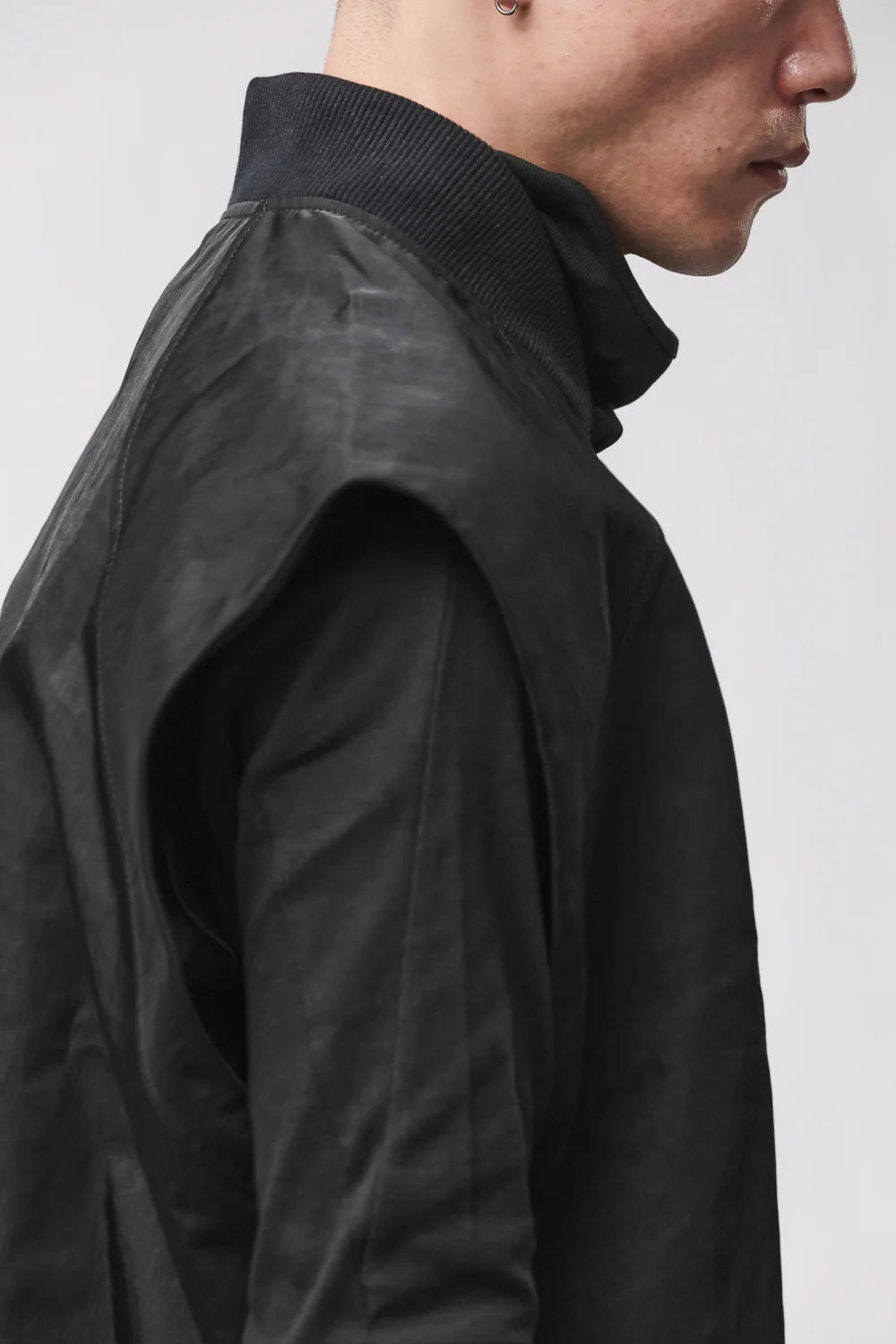 BLACK OVERSIZED VEST MJ90