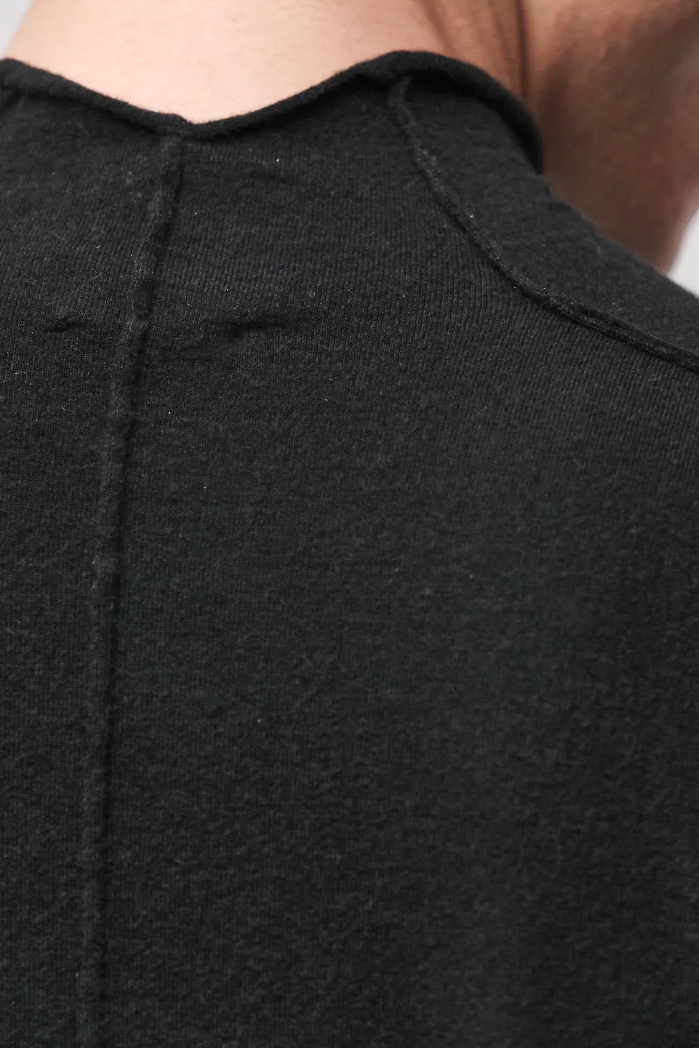 BLACK CASHMERE ROLL-NECK SWEATER MK 130