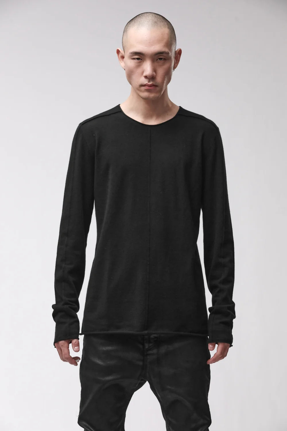 BLACK CASHMERE ROUND NECK SWEATER MK 132