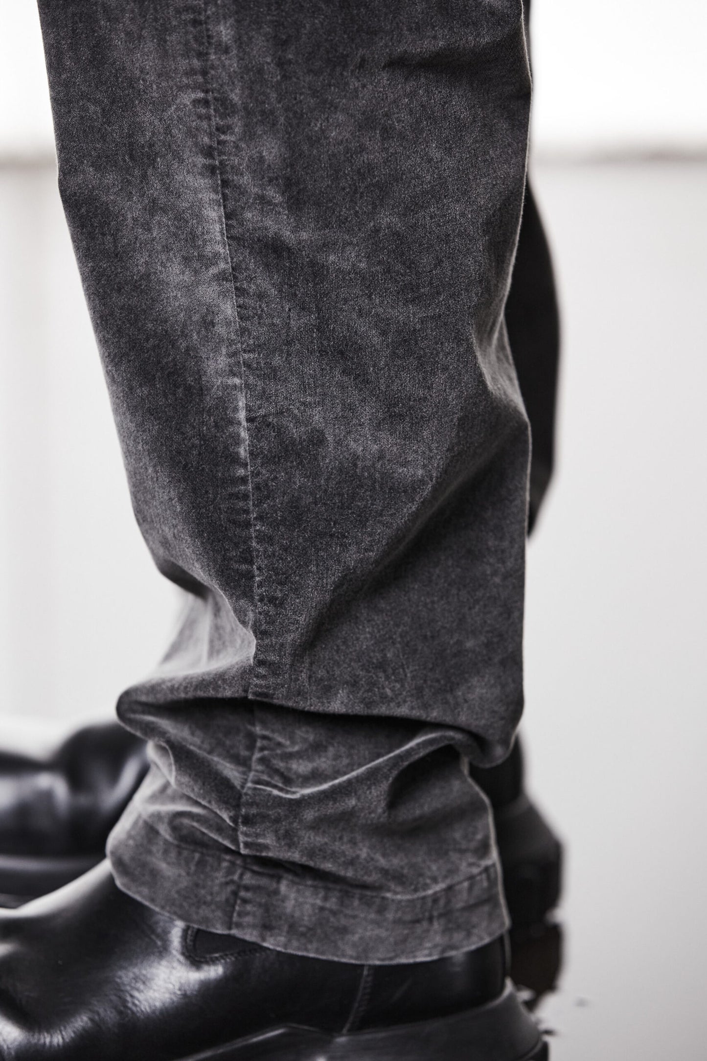 Used Grey Washed Velvet Cotton Pants MP 16