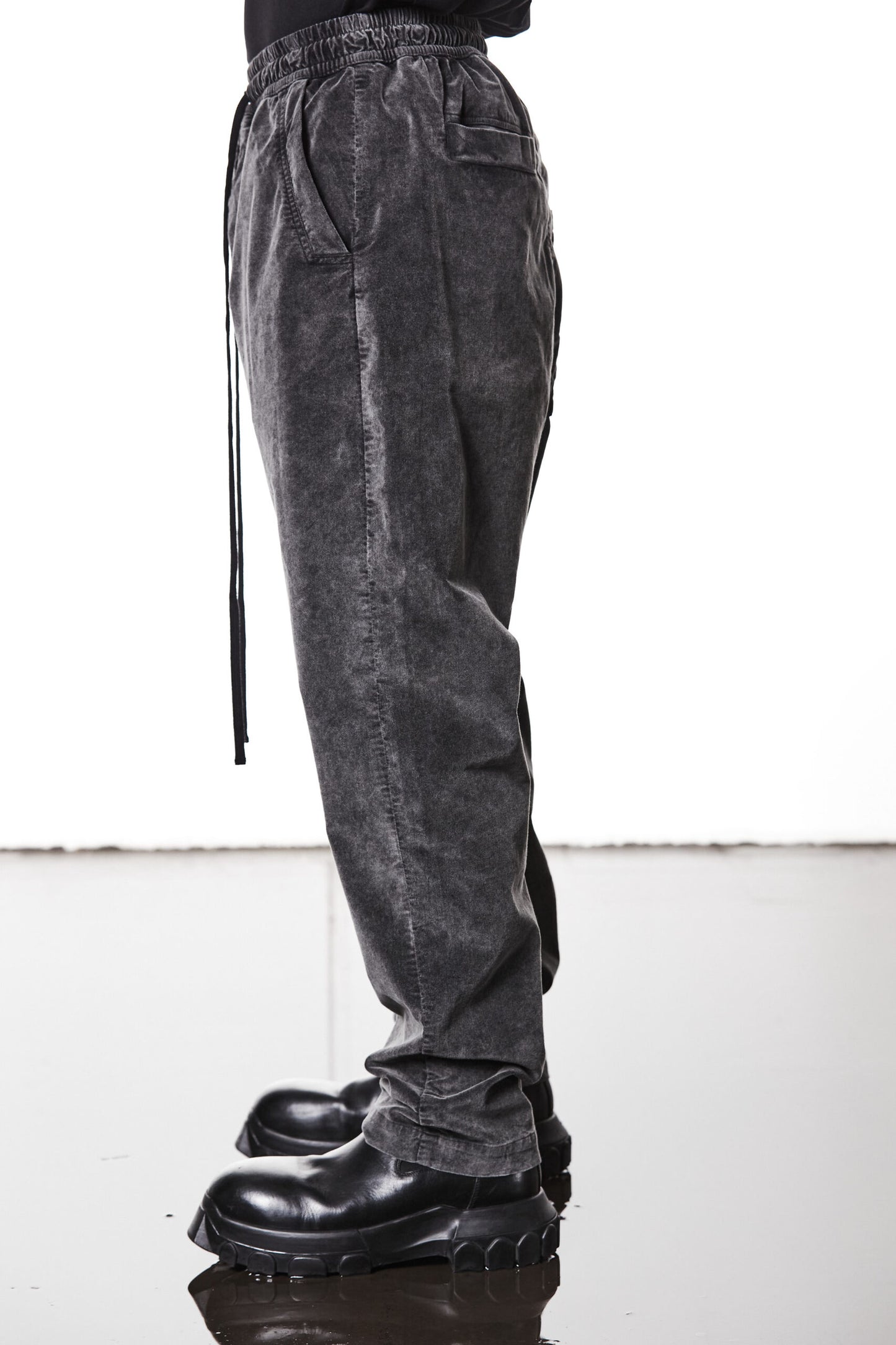 Used Grey Washed Velvet Cotton Pants MP 16