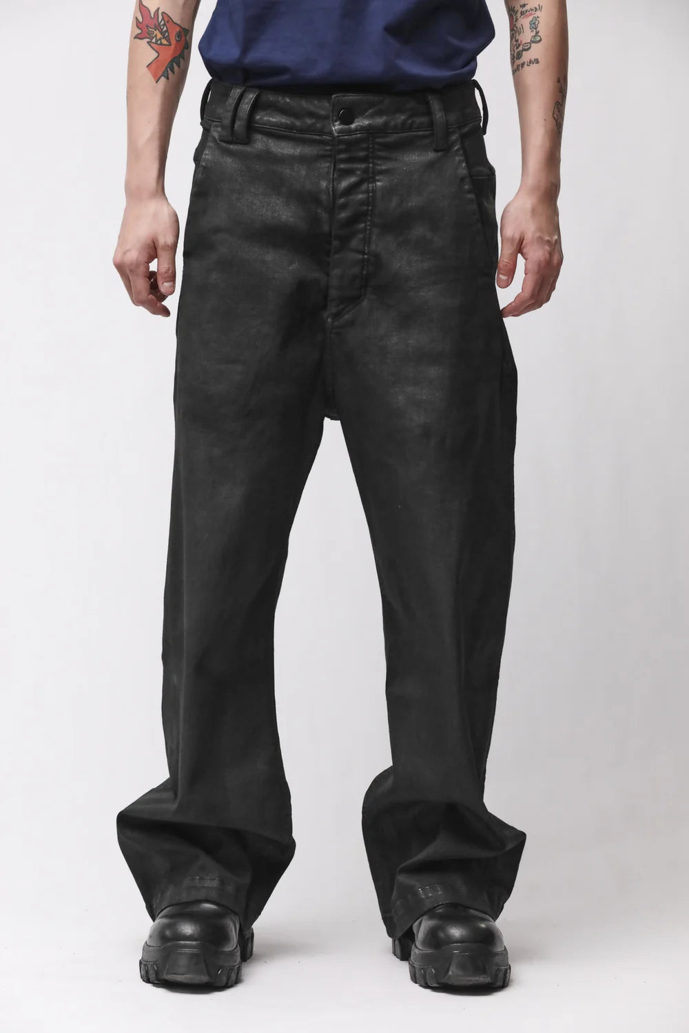 BLACK COATED WIDE LEG DENIM PANTS MT 108