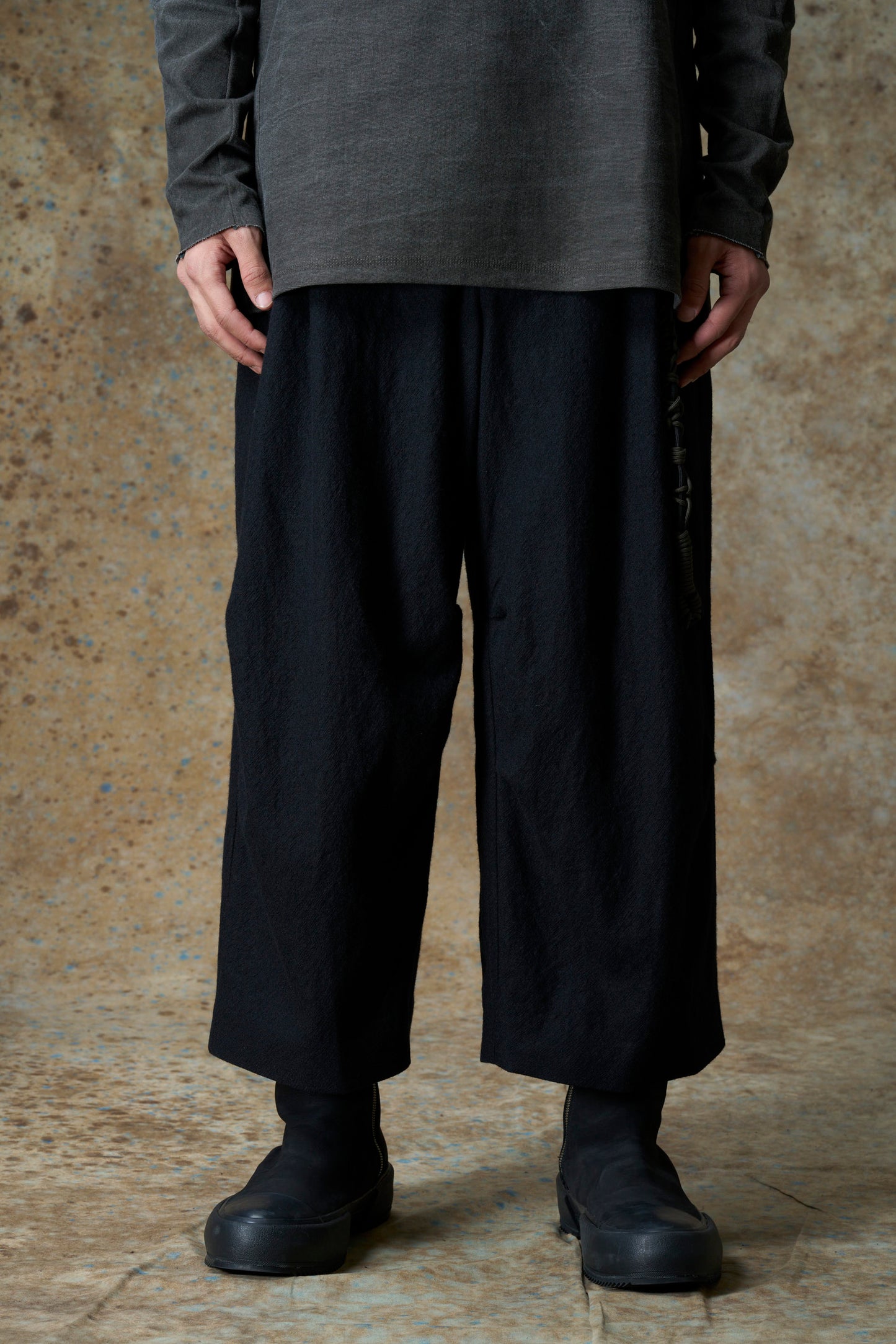 Black Baggy Cropped Leg Wool Pants