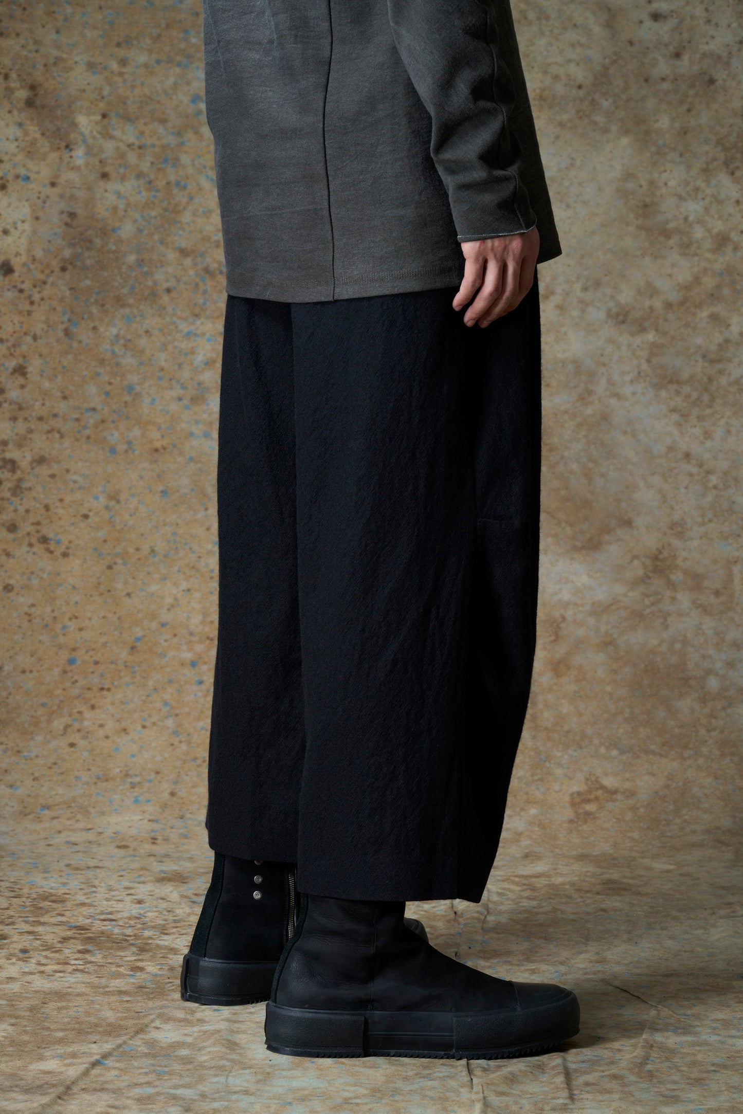 Black Baggy Cropped Leg Wool Pants