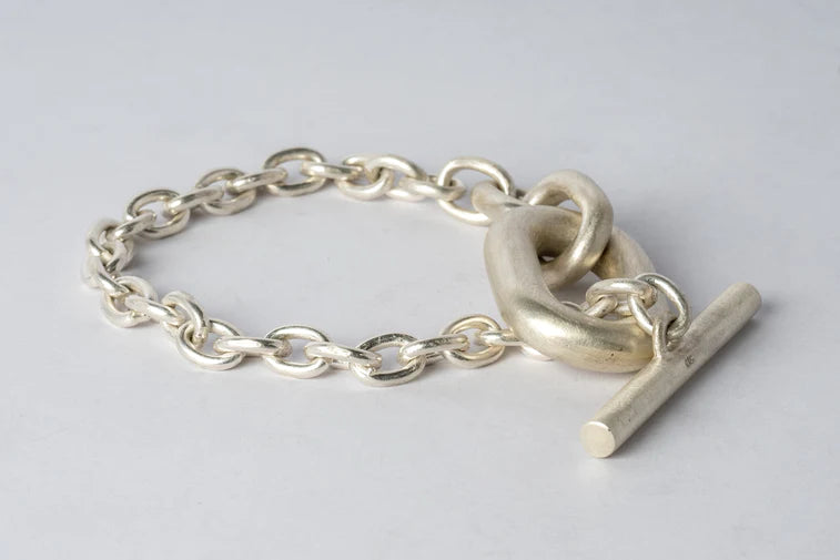 Single Link Toggle Bracelet 420-1-MA