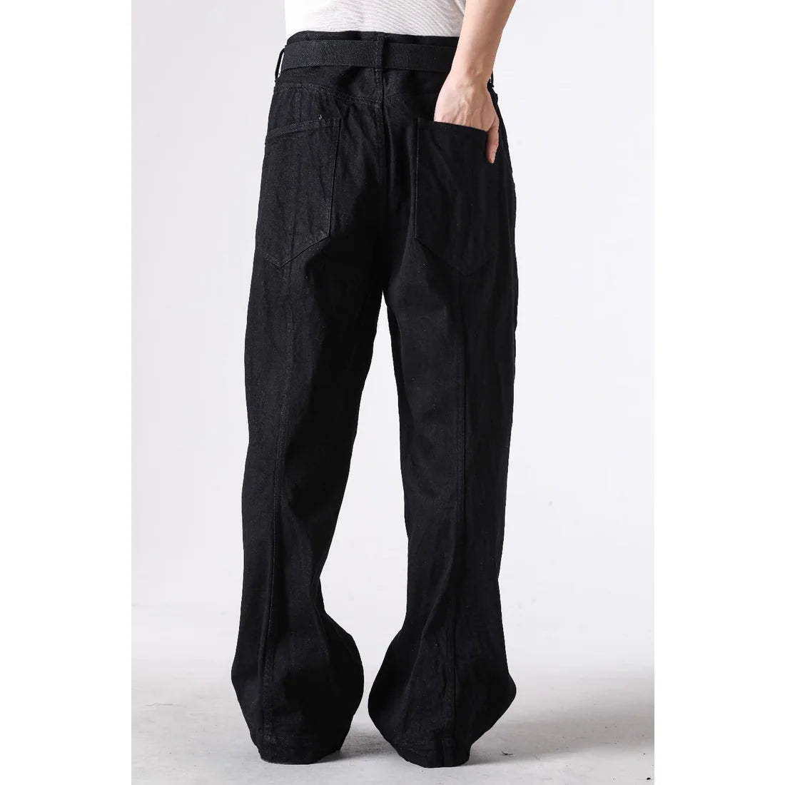 BLACK DENIM BELTED WIDE PANTS