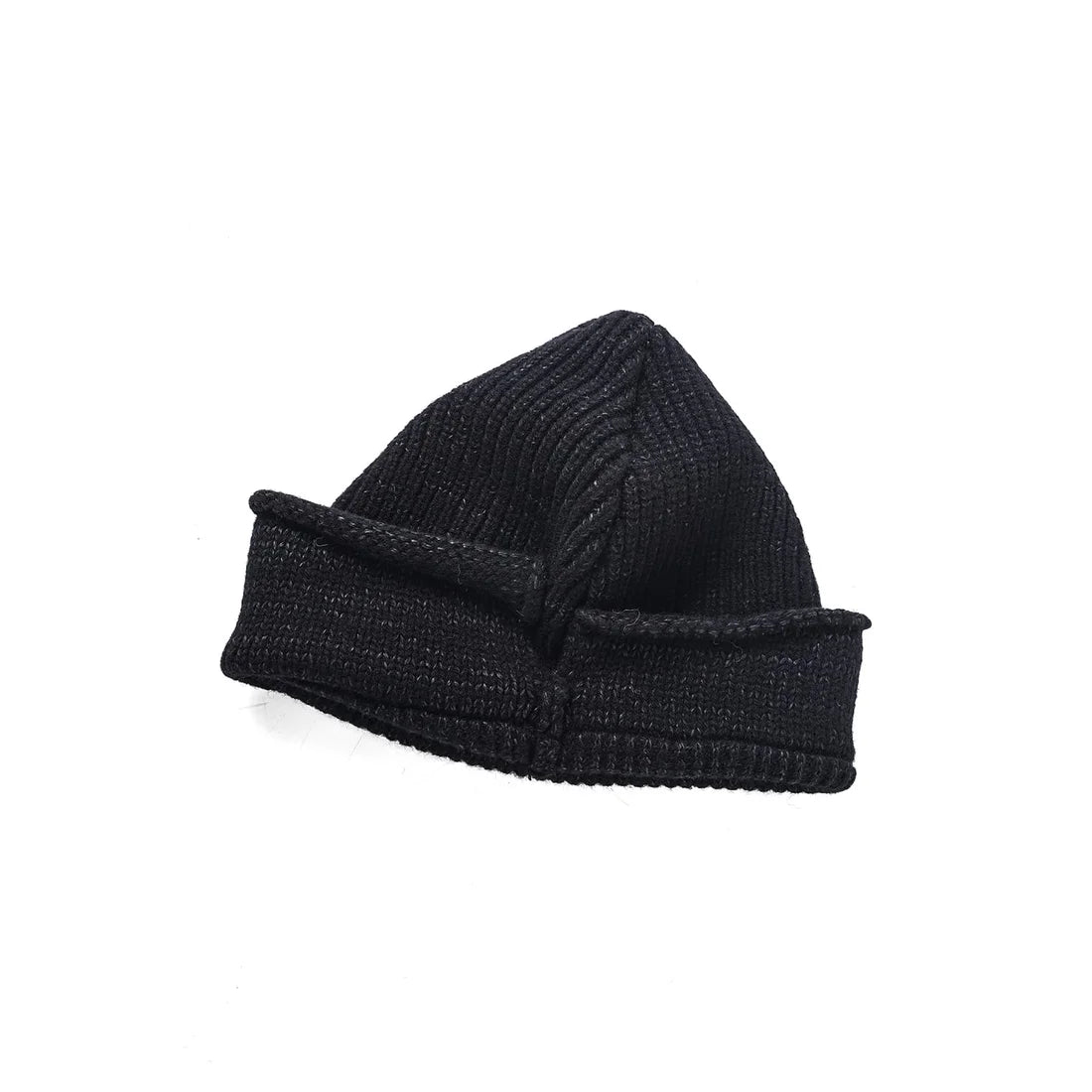 BLACK KNIT BEANIE