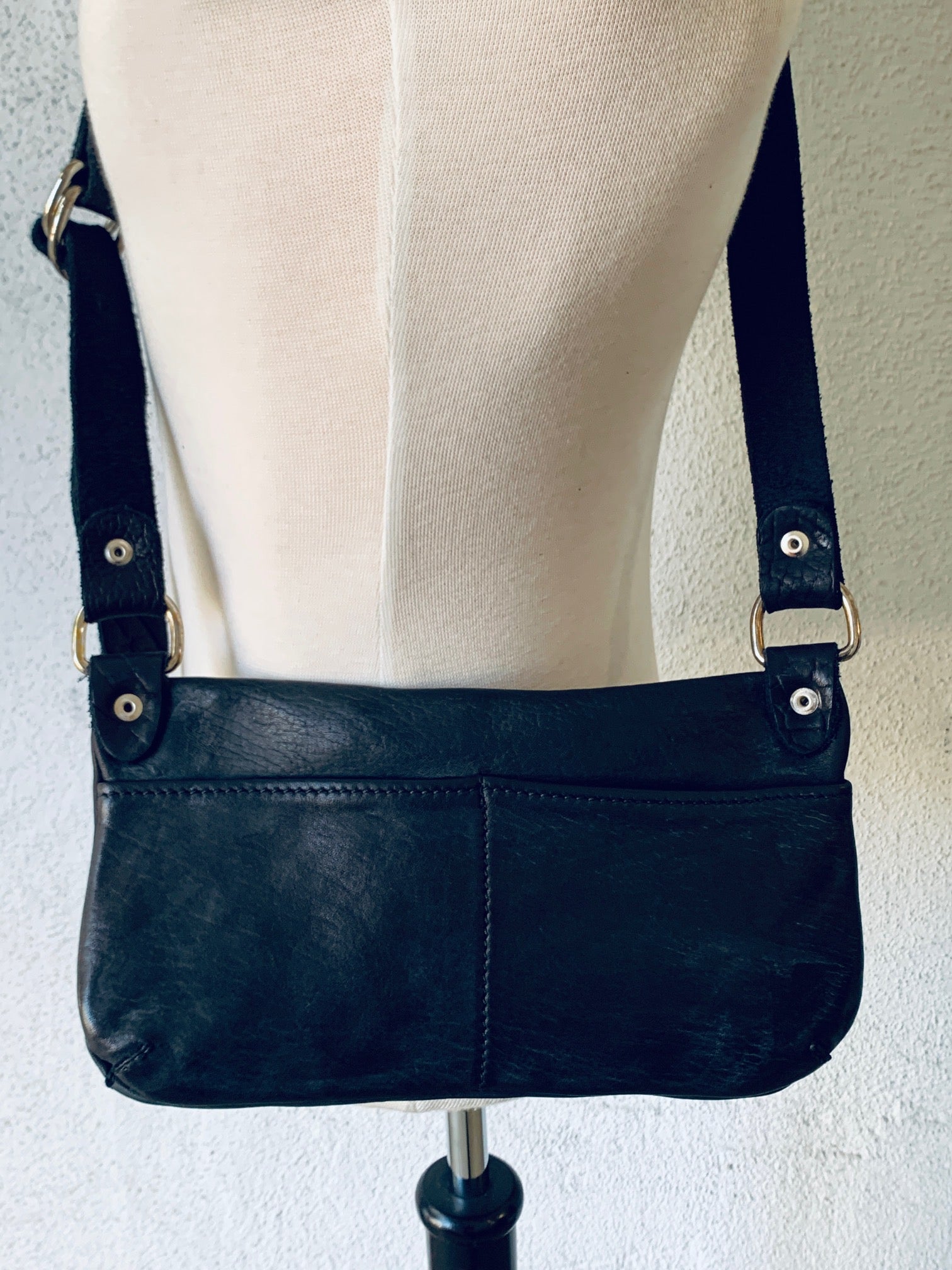 Vintage Black Stone Mountain Handbag