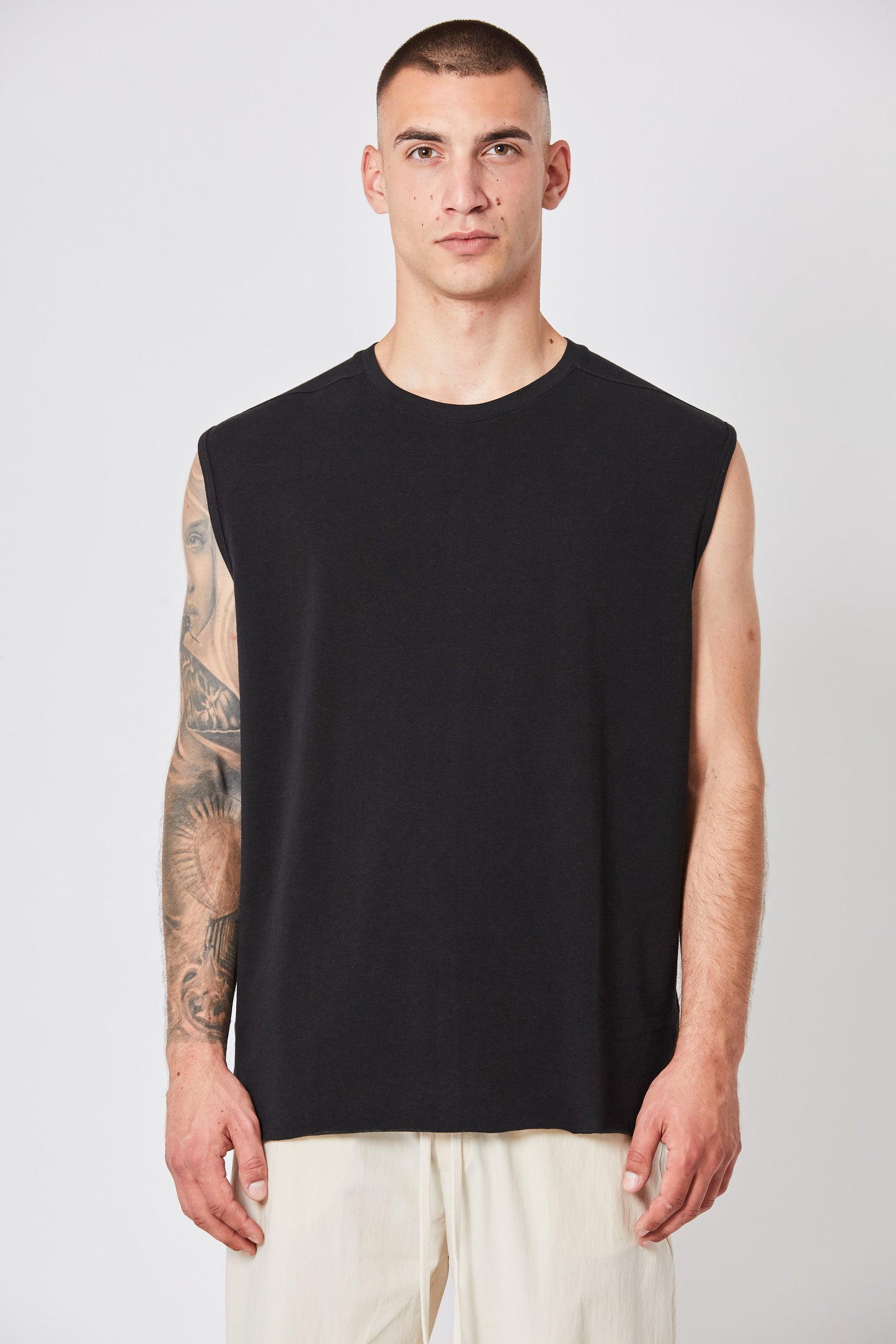 Black Sleeveless Relaxed Fit T-shirt MTS 720